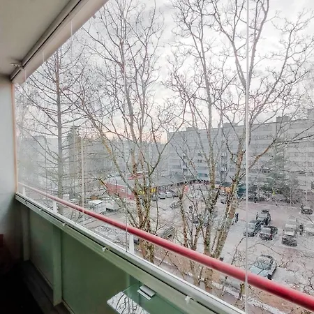 Cozy & Comfy Studio, 14 Mins From Airport, 18 Mins To Center Vanda